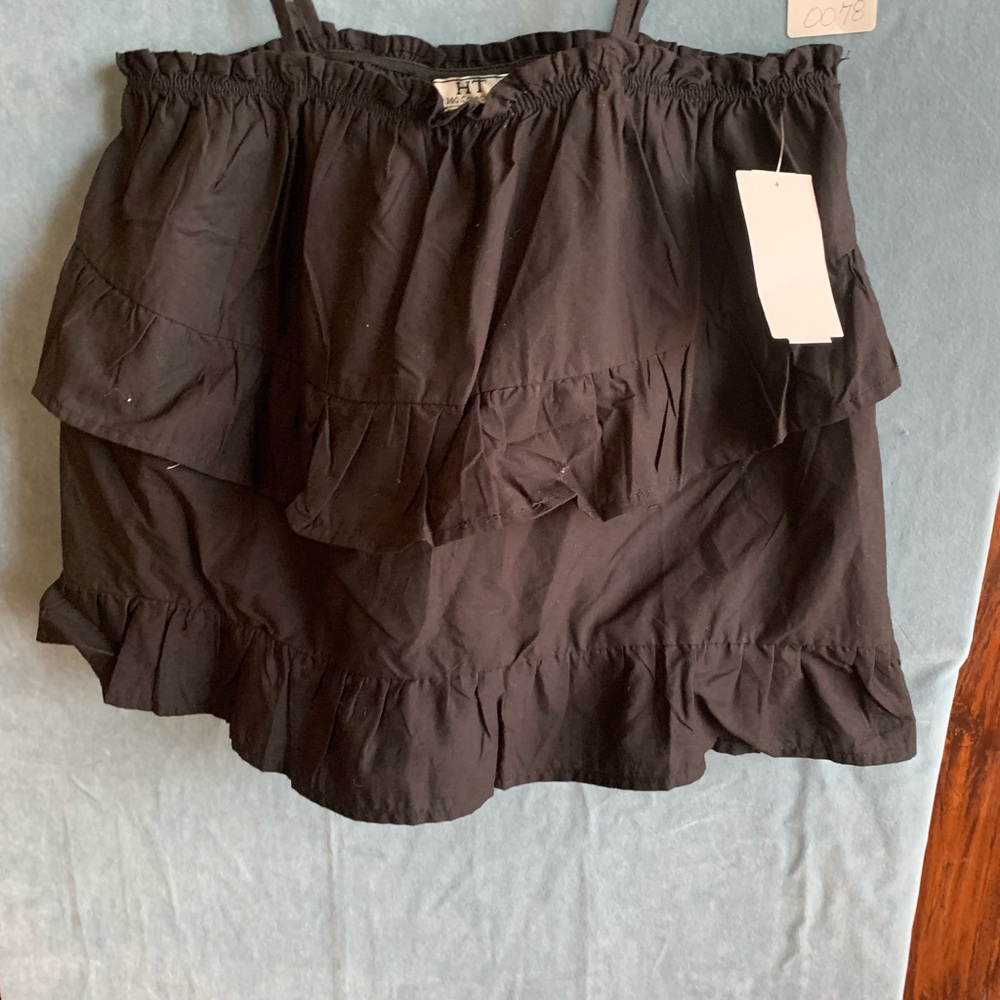 HT 360‎ Collectible Black Women's Top layer ruffle crop. Size S - Picture 2 of 5
